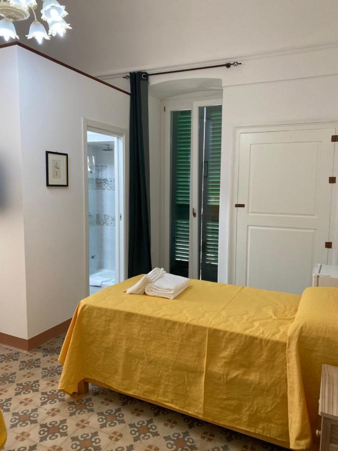 Touristhouse Monopoli 10 Bed & Breakfast Exterior photo