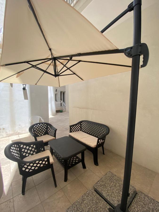 Touristhouse Monopoli 10 Bed & Breakfast Exterior photo